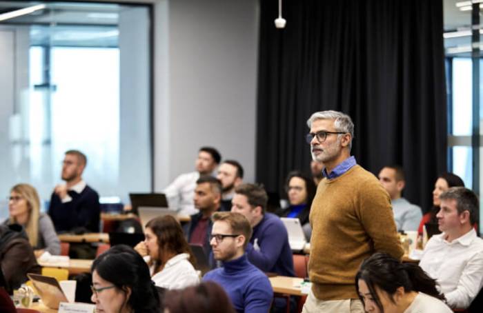 Best Executive MBA Program : How to Prepare in 2024 - Edu Mentor Pro